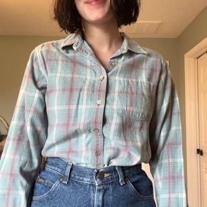 Cute vintage flannel (plaid)